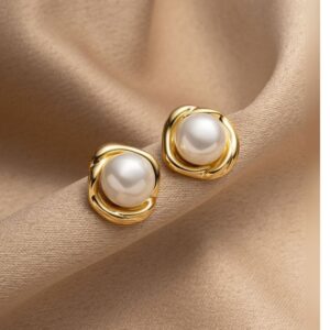 Pearl Gold Stud Earrings
